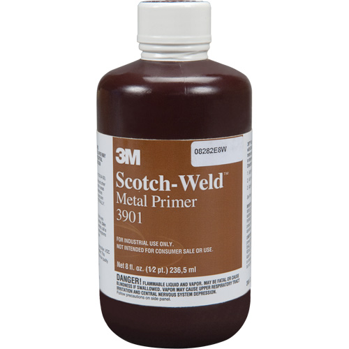 Produit de pr&eacute;paration du m&eacute;tal Scotch-Weld, 8 oz, Bouteille Southpoint Industrial Supply