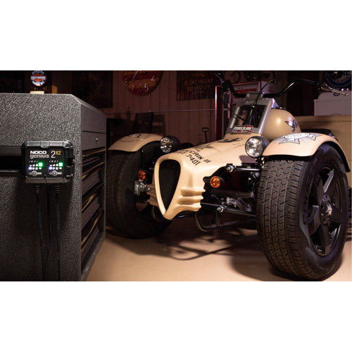 Genius&reg; 2X2 2-Bank, 4-Amp Battery Charger Southpoint Industrial Supply