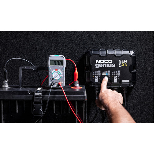 Genius&reg; Gen5X3 3-Bank, 15-Amp On-Board Battery Charger Southpoint Industrial Supply