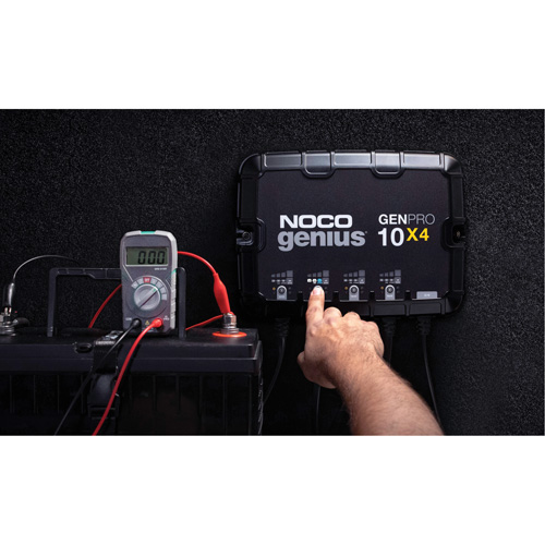 Chargeur de batterie embarqu&eacute; &agrave; 4 sorties de 40 amp&egrave;res GenPro10X4 Genius Southpoint Industrial Supply