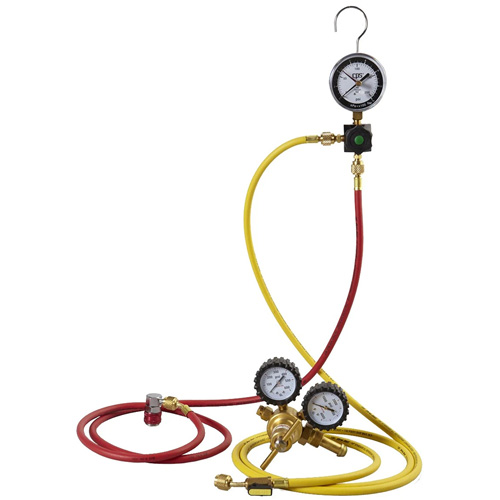 Ensemble pour test de fuite dazote pour climatisation automobile avec r&eacute;gulateur Southpoint Industrial Supply