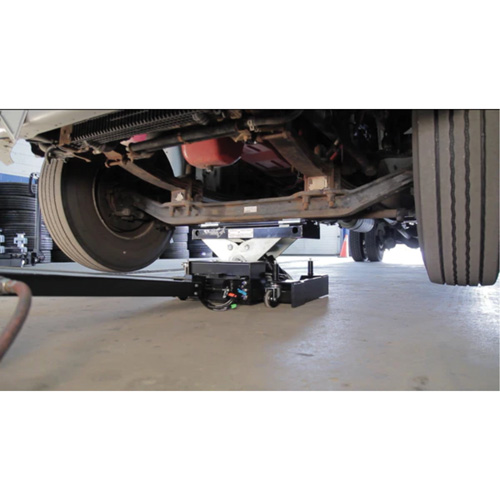 Floor Service Jack, 12 Ton(s) Capacity, 7-1/2" Lowered, 15-3/4" Raised, Air Hydraulic Southpoint Industrial Supply