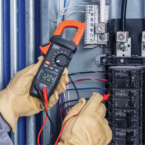 600A Auto-Ranging TRMS Clamp Meter, AC/DC Voltage, AC/DC Current Southpoint Industrial Supply