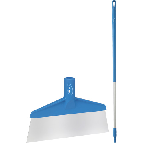 Grattoir &agrave; plancher avec manche, Bleu, 9-3/5" la x 55-9/10" lo Southpoint Industrial Supply