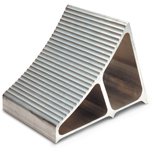 Cales-roue en aluminium, 7" la x 11-1/2" p x 8" h Southpoint Industrial Supply