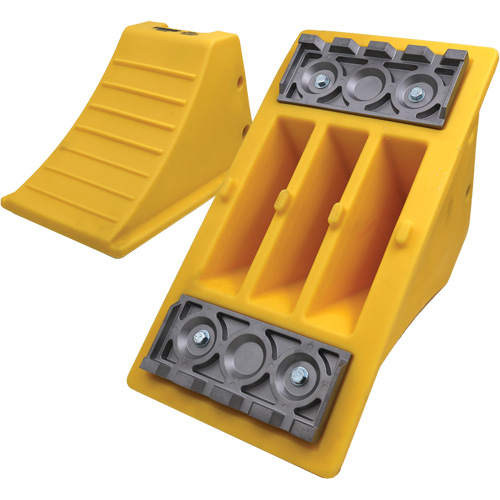 40 Ton Large Equipment Wheel Chock with Aluminum Cleats, Urethane, Yellow Southpoint Industrial Supply