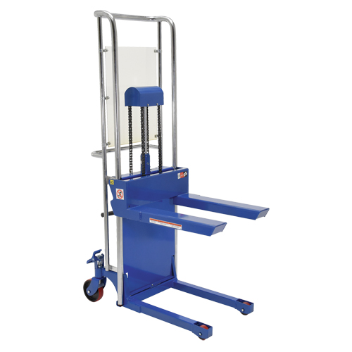 Gerbeur Hefti-Lift, M&eacute;canisme Pompe au pied, Capacit&eacute; de 880 lb, Levage max de 59" Southpoint Industrial Supply