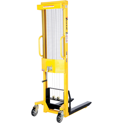 Manual Stacker, Hand Winch Operated, 770 lbs. Capacity, 60" Max Lift Southpoint Industrial Supply