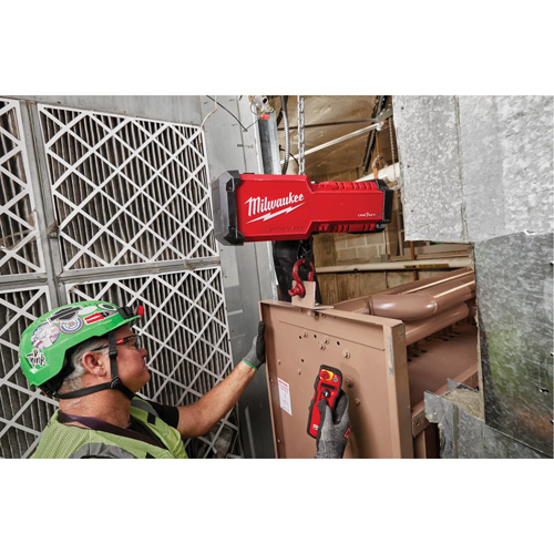 Palan compact &agrave; chaîne 1 tonne M18 avec ONE-KEY, Capacit&eacute; 2204 lb (1 tonnes) Southpoint Industrial Supply