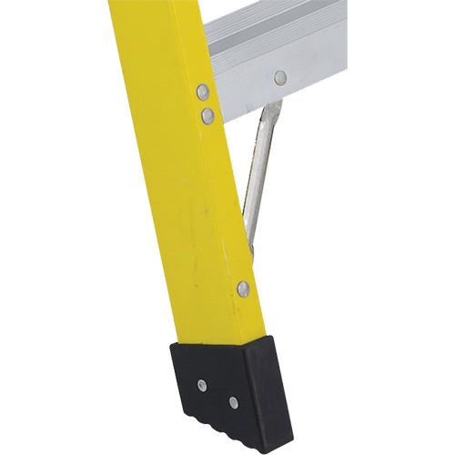 Industrial Heavy-Duty Stepladders (6400 Series), 4', Fibreglass, 300 lbs. Capacity, Type 1A Southpoint Industrial Supply