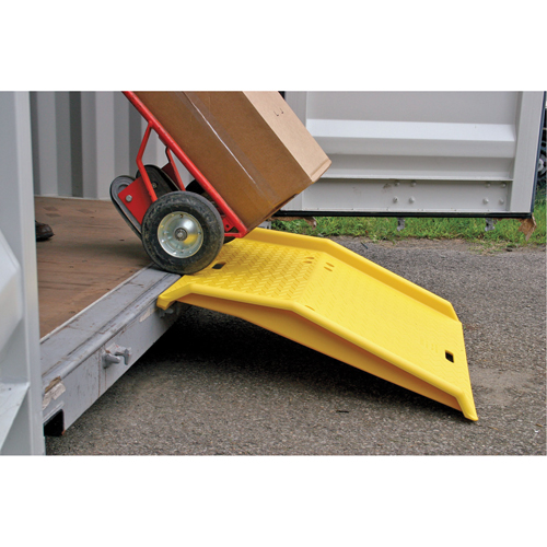 Rampe portable en poly pour contenant d'exp&eacute;dition, Capacit&eacute; de 750 lb, 35" la x 36" lo Southpoint Industrial Supply