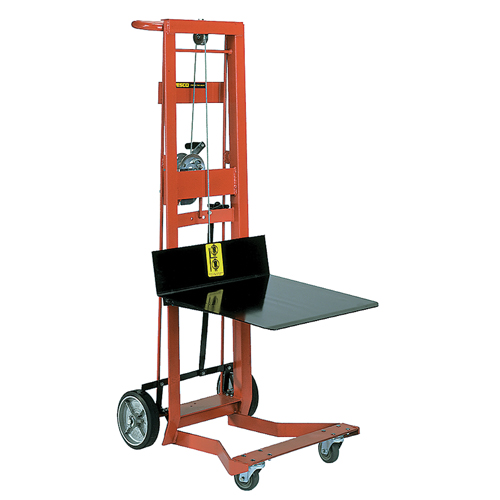 Empileur &agrave; plateforme, M&eacute;canisme Treuil manuel, Capacit&eacute; de 750 lb, Levage max de 40" Southpoint Industrial Supply