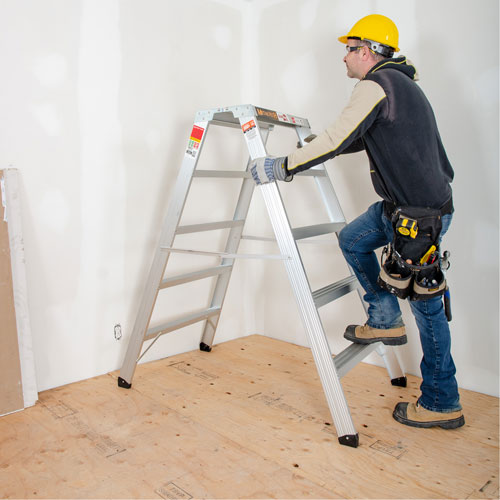 Poste de travail chevalet de sciage portatif, Cadre Aluminium, 12-1/4" p x 56" h Southpoint Industrial Supply