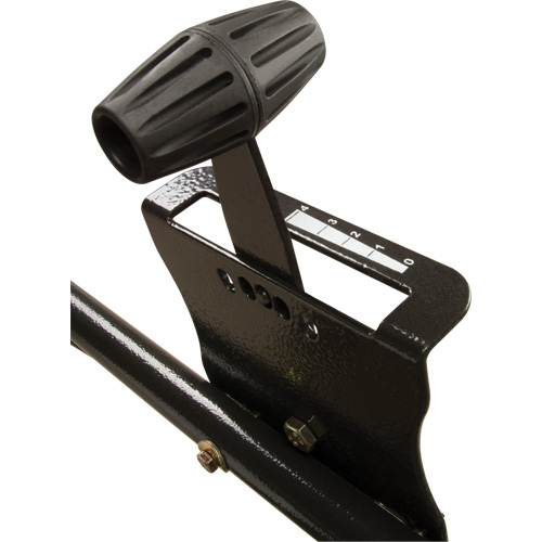 Broadcast Spreader with Stainless Steel Hardware, 15000 sq. ft., 70 lbs. capacity Southpoint Industrial Supply