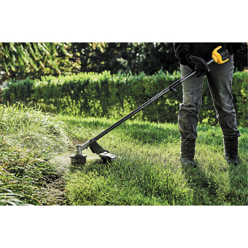 Max* Cordless Brushless Attachment-Capable String Trimmer, 17", Battery Powered, 60 V Southpoint Industrial Supply