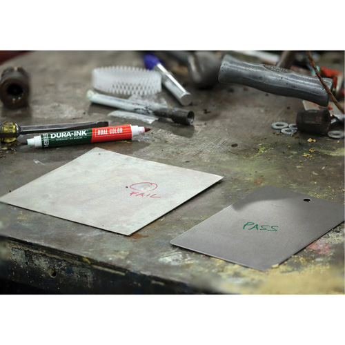Markal&reg; Dura-Ink&reg; Dual Colour Permanent Ink Marker, Green/Red, Bullet Tip Southpoint Industrial Supply