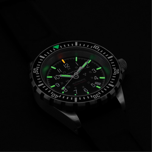 Grande montre automatique de plong&eacute;e, Num&eacute;rique, &agrave; piles, 41 mm, Noir Southpoint Industrial Supply