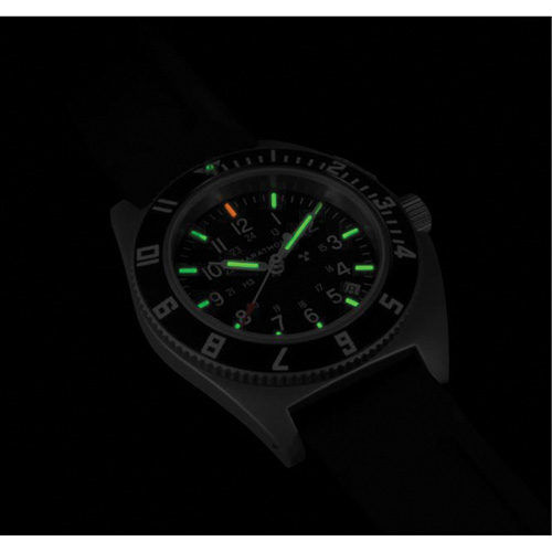 Steel Navigator with Date on Black 3-Piece Rubber Strap Kit, Digital, Battery Operated, 41 mm, Black Southpoint Industrial Supply