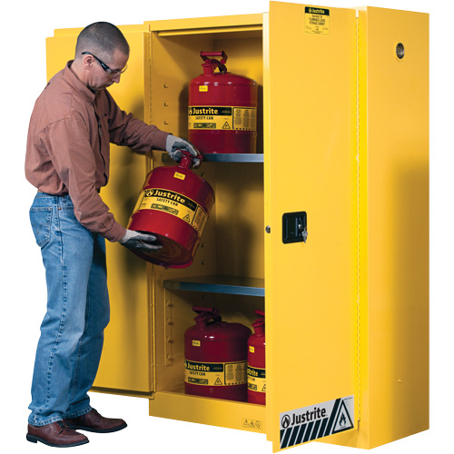 Armoires Sure-Grip EX pour produits inflammables, 45 gal., 2 Porte(s), 43" La x 65" h x 18" p Southpoint Industrial Supply