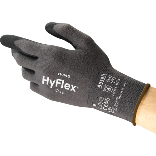 Gants HyFlex 11-840, 9/Grand, R&ecirc;vetement Mousse de nitrile, Calibre 15, Enveloppe en Nylon Southpoint Industrial Supply