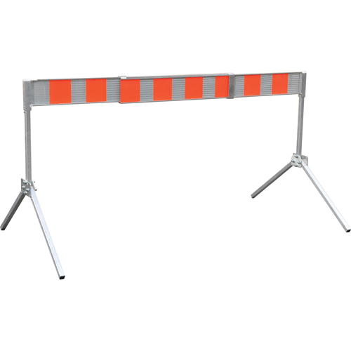 Barricade de rue, En A, 6' lo x 5-1/2" h, Orange/Blanc Southpoint Industrial Supply