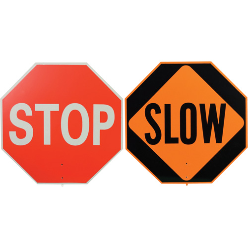 Panneau de signalisation &agrave; deux c&ocirc;t&eacute;s  Stop/Slow , 18" x 18", Plastique, Anglais avec pictogramme Southpoint Industrial Supply