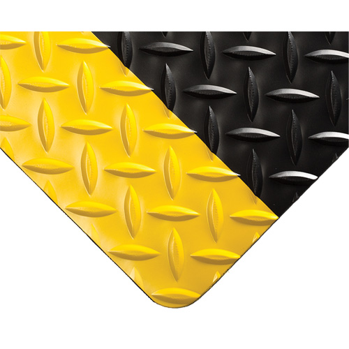 Tapis Diamond-Plate pour tableau de contr&ocirc;le no 701, 3' la x 75' lo, 1/4" &eacute;paisseur, Noir/Jaune, PVC Southpoint Industrial Supply