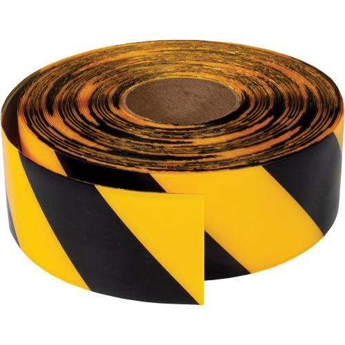 Ruban de marquage tr&egrave;s r&eacute;sistant pour plancher ArmorStripe, 3" x 100', PVC, Noir et jaune Southpoint Industrial Supply