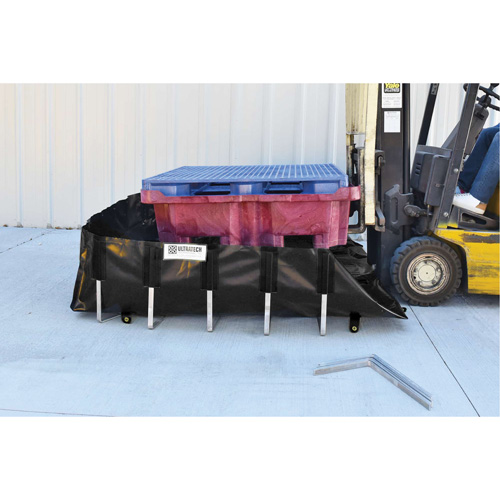 Ultra-IBC Berm&reg; Spill Berm, 400 US gal. Capacity, 6' W x 6' L x 18" H, L-Bracket Southpoint Industrial Supply