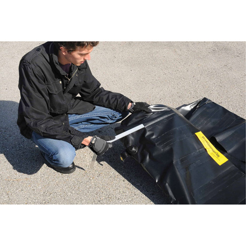 Conteneur flexible pour r&eacute;servoir de carburant sans drain Ultra-550 Containment Sump, 102" lo x 72" la, 650 gal. US Capacit&eacute; Southpoint Industrial Supply