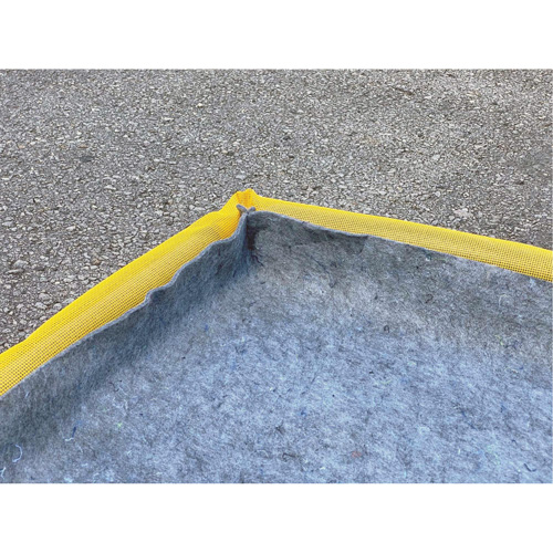 Medium Ultra-Filter Pad, 1.5 US Gal. Capacity, 3.5' W x 2.5' L x 3" H, Foam Wall Southpoint Industrial Supply
