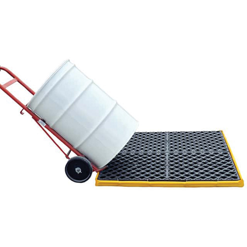 Ultra-Spill Deck flexible, 4 barils, Capacit&eacute; de d&eacute;versement 22 gal. US, 48" x 48" x 2,5" Southpoint Industrial Supply