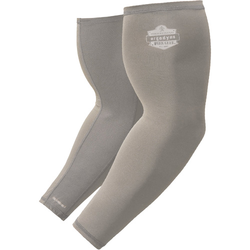 Manchons de refroidissement en tricot performant Chill-Its 6690, moyen, Gris Southpoint Industrial Supply