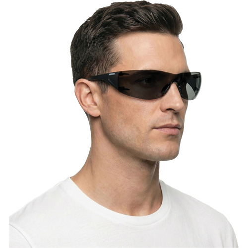 Adapt Lite Safety Glasses, Smoke Lens, Anti-Fog/Anti-Scratch, ANSI Z87+/Meets/Exceeds CSA Z94.3 Southpoint Industrial Supply