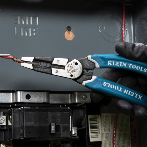Outil polyvalent Klein-Kurve pour d&eacute;nuder, couper et sertir les fils, 8-1/4" lo, 8 - 20 AWG Southpoint Industrial Supply