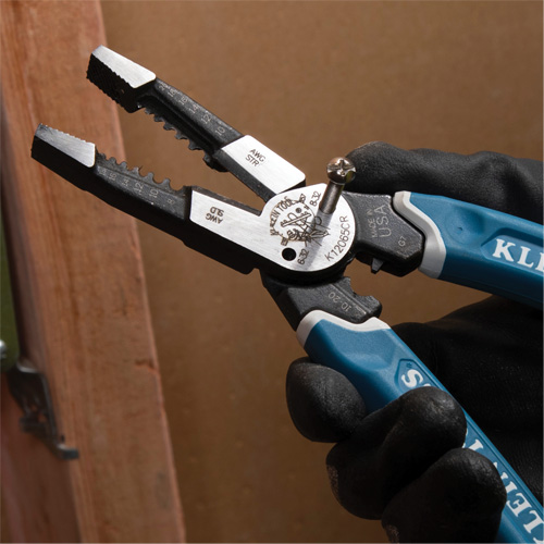 Outil polyvalent Klein-Kurve pour d&eacute;nuder, couper et sertir les fils, 8-1/4" lo, 8 - 20 AWG Southpoint Industrial Supply