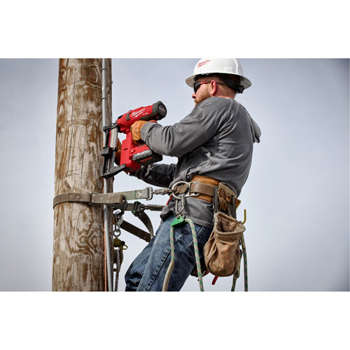 Ensemble agrafeuse pour cl&ocirc;ture utilitaire M18 Fuel, Agrafes 2"/1-1/2"/1-3/4" Southpoint Industrial Supply