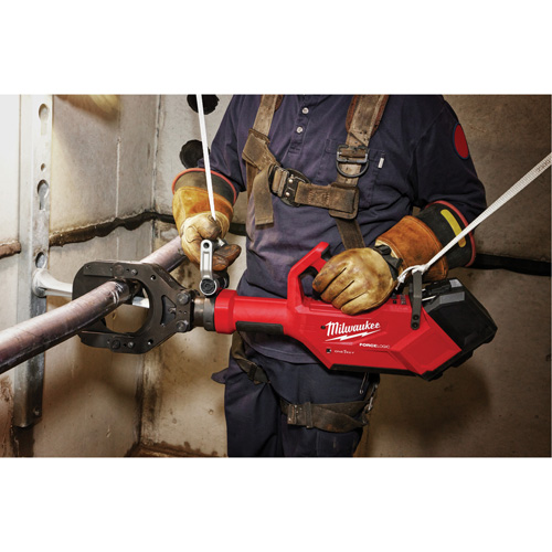 M18 FORCE LOGIC 5” Underground Cable Cutter with Wireless Remote Southpoint Industrial Supply