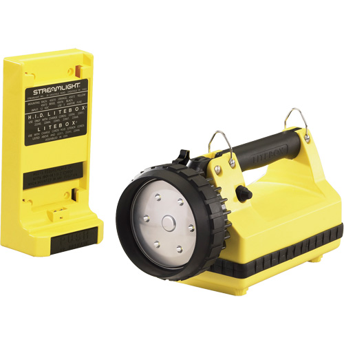 Lanterne avec syst&egrave;me de montage pour v&eacute;hicule E-Flood LiteBox, DEL, 615 lumens, 8 hres de fonctionnement, piles Rechargeable, Compris Southpoint Industrial Supply