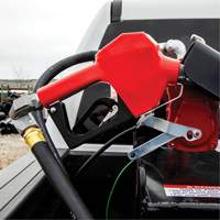 Pistolet de distribution automatique rouge pour essence Southpoint Industrial Supply