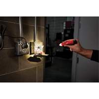 D&eacute;tecteur de tension avec DEL et testeur de prise DDFT, 50 V - 1000 V, Alerte Affichage & son Southpoint Industrial Supply