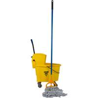 Ensemble de vadrouille & seau pour la finition de plancher avec t&ecirc;te de vadrouille &agrave; rayures de 16 oz, Pression lat&eacute;rale, 8,75 gal. US (35 pintes), Jaune Southpoint Industrial Supply