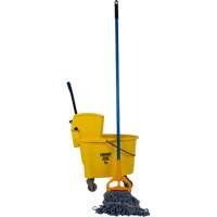 Ensemble professionnel de vadrouille et seau avec t&ecirc;te de vadrouille &agrave; bande blanche de 12 oz, Pression lat&eacute;rale, 8,75 gal. US (35 pintes), Jaune Southpoint Industrial Supply