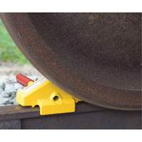Flag Rail Chock KH985 | Southpoint Industrial Supply