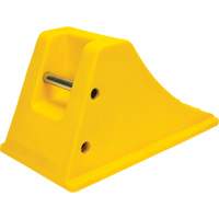 Wheel Chocks with Aluminum Tread, Polyurethane, Safety Yellow, 11-1/4" W x 21" D x 12-1/4" H Southpoint Industrial Supply