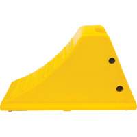 Wheel Chocks with Aluminum Tread, Polyurethane, Safety Yellow, 11-1/4" W x 21" D x 12-1/4" H Southpoint Industrial Supply