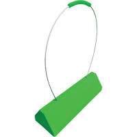 Cale de roue pour avion Checkers Safety SafeRay avec poign&eacute;e &agrave; c&acirc;ble ergonomique, Ur&eacute;thane, Vert fluorescent, 24" la x 8" p x 6" h Southpoint Industrial Supply