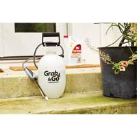Vaporisateur pour usage multiple Grab & Go, 1 gal. (4,5 L), Poly&eacute;thyl&egrave;ne, Lance de 10" Southpoint Industrial Supply