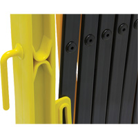 Xpandit Barricade, 36" H x 11.5' L, Black/Yellow SAQ195 | Southpoint Industrial Supply