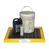 Poly-Spillpad Pads, 24" L x 24" W x 2" H, 2 US gal. Spill Capacity Southpoint Industrial Supply